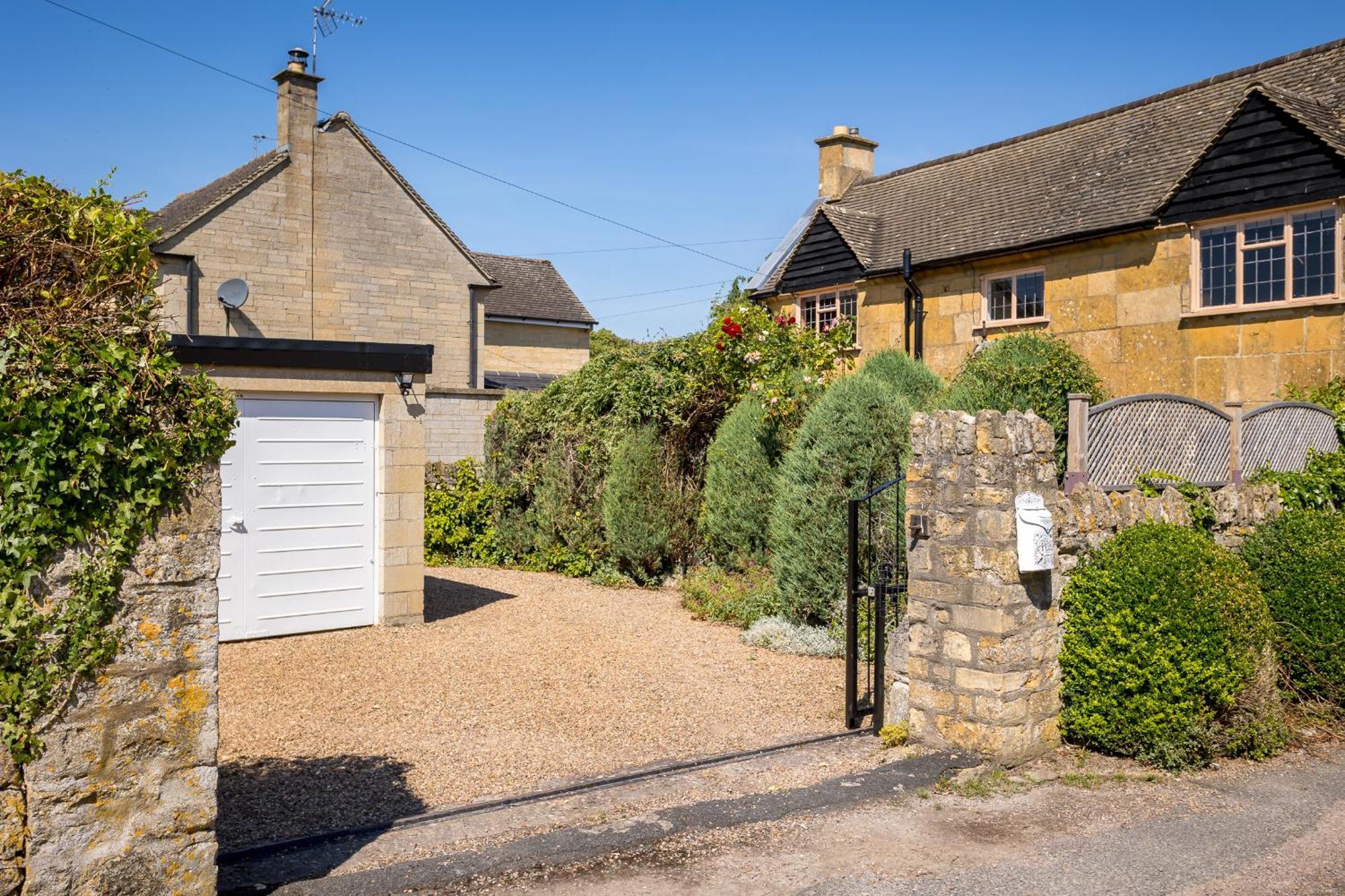 Broadway Scandi Chic Authentic Cottage ภายนอก รูปภาพ